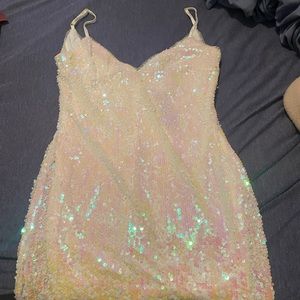 NWT lulu sequence dress